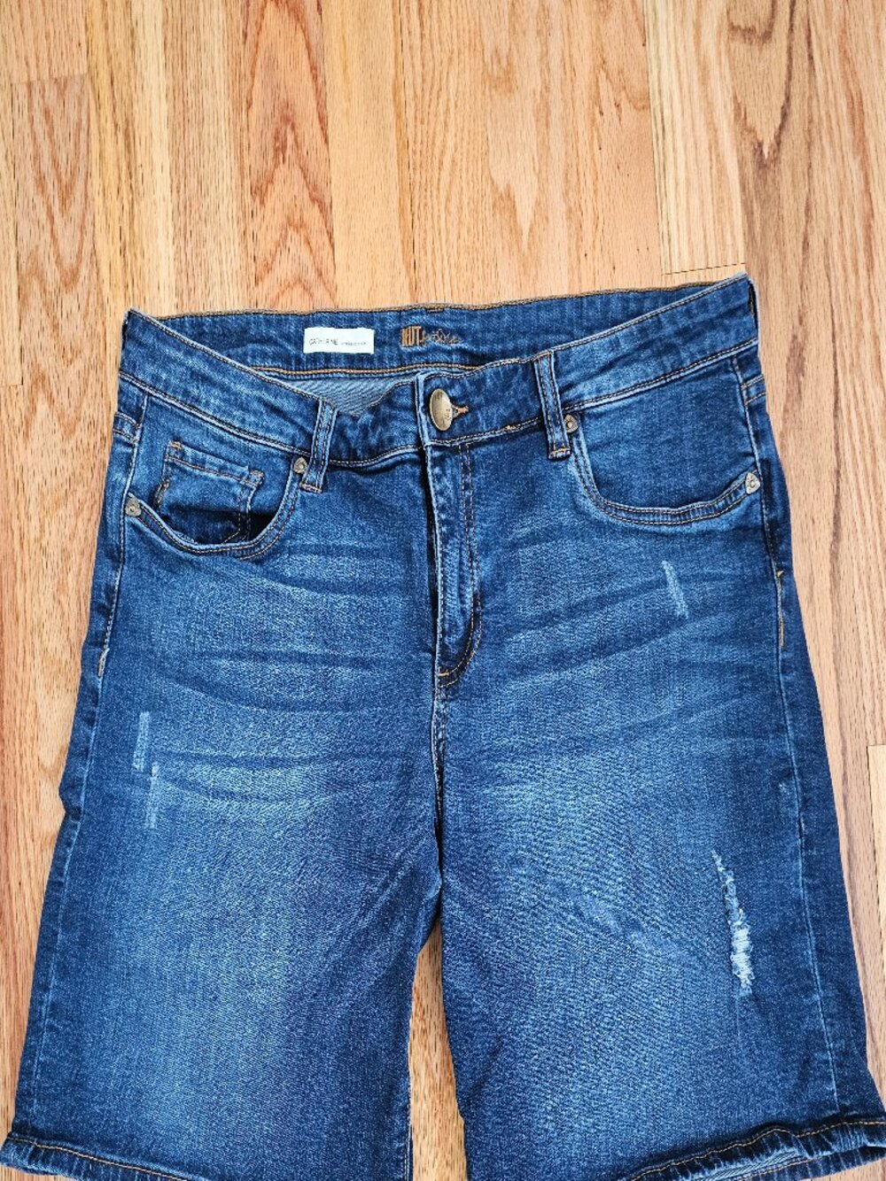 Kut from the Kloth Catherine Boyfriend Denim Shorts